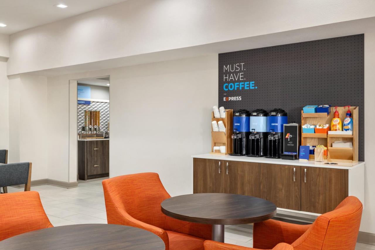 Holiday Inn Express & Suites Opelousas By Ihg Extérieur photo